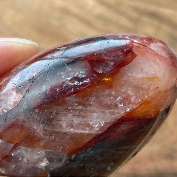 Fire Quartz- Hematoid Quartz- Palm Stone - Picture 16 of 17